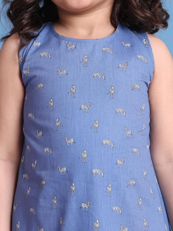 Blue_Rayon_Floral_Clothing_Set_For_Kids