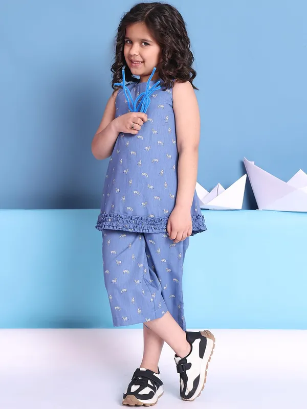 Blue_Rayon_Floral_Clothing_Set_For_Kids