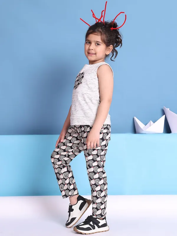 Black_And_White_Cotton_Blend_Cartoon_Clothing_Set_For_Kids