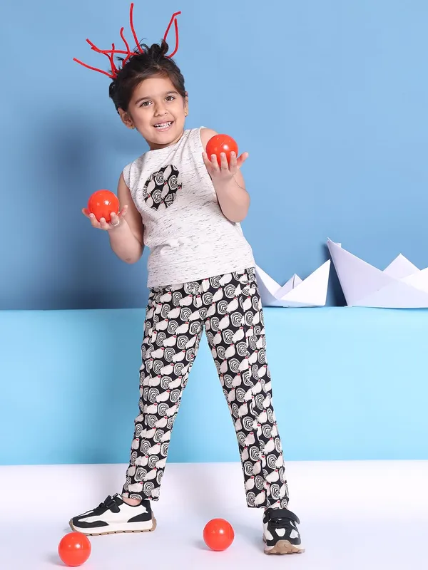 Black_And_White_Cotton_Blend_Cartoon_Clothing_Set_For_Kids