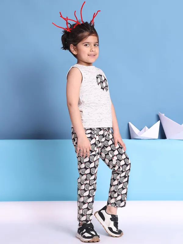 Black_And_White_Cotton_Blend_Cartoon_Clothing_Set_For_Kids