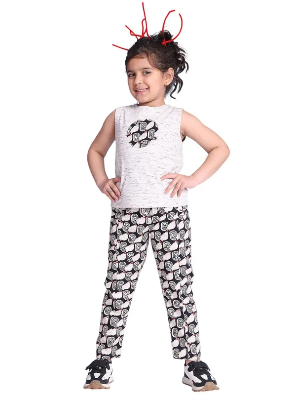 Black_And_White_Cotton_Blend_Cartoon_Clothing_Set_For_Kids