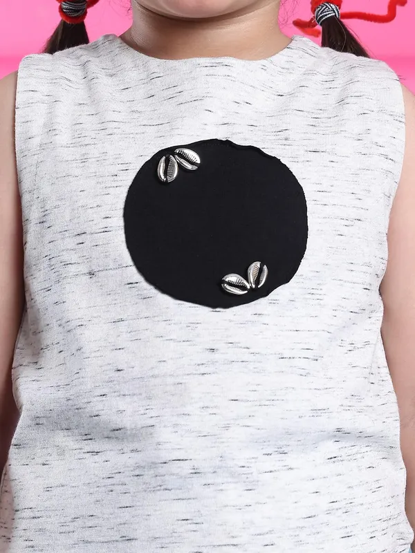 Black_And_White_Cotton_Blend_Cartoon_Clothing_Set_For_Kids