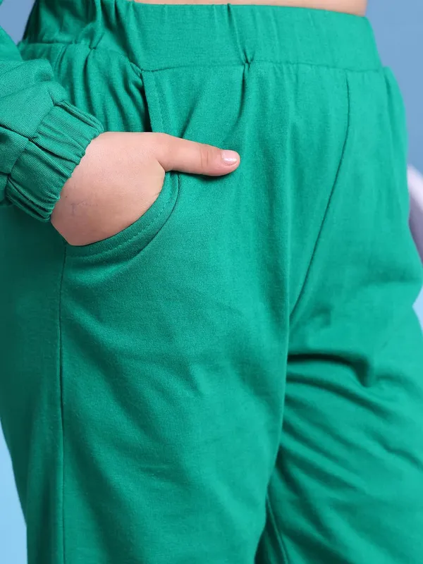 Green_Cotton_Solid_Clothing_Set_For_Kids