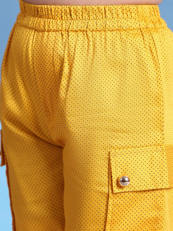 Yellow_Cotton_Polka_Dots_Clothing_Set_For_Kids