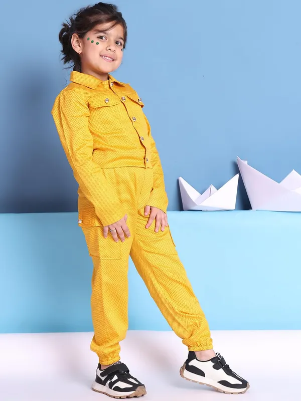 Yellow_Cotton_Polka_Dots_Clothing_Set_For_Kids