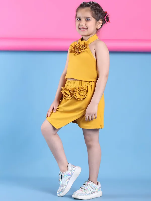 Yellow_Cotton_Solid_Clothing_Set_For_Kids