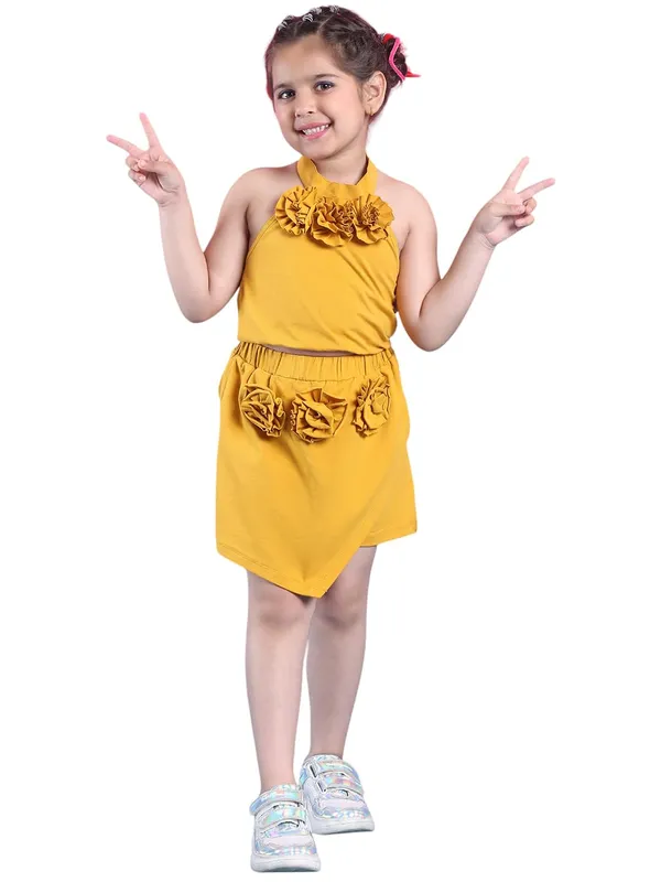 Yellow_Cotton_Solid_Clothing_Set_For_Kids