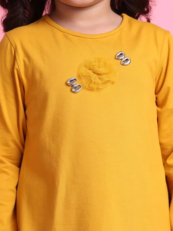 Yellow_Cotton_Solid_Dress_For_Kids