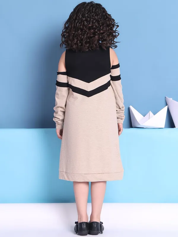 Beige_Cotton_Block_Print_Dress_For_Kids