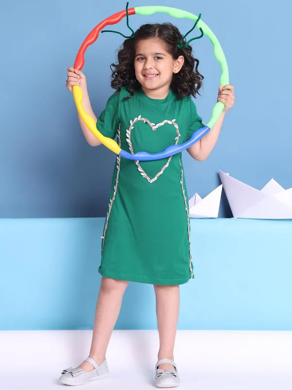 Green_Rayon_Solid_Dress_For_Kids