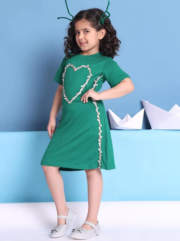 Green_Rayon_Solid_Dress_For_Kids