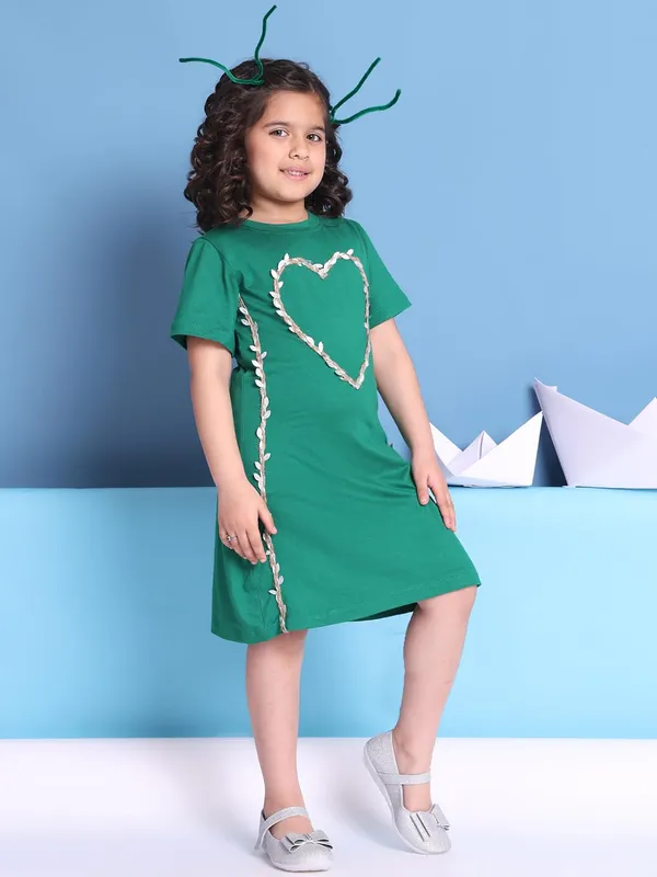 Green_Rayon_Solid_Dress_For_Kids