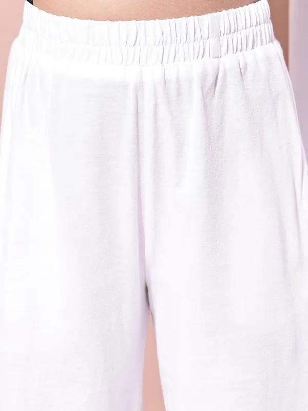 Black_&_White_Polyester_Clothing_Set_For_Girls