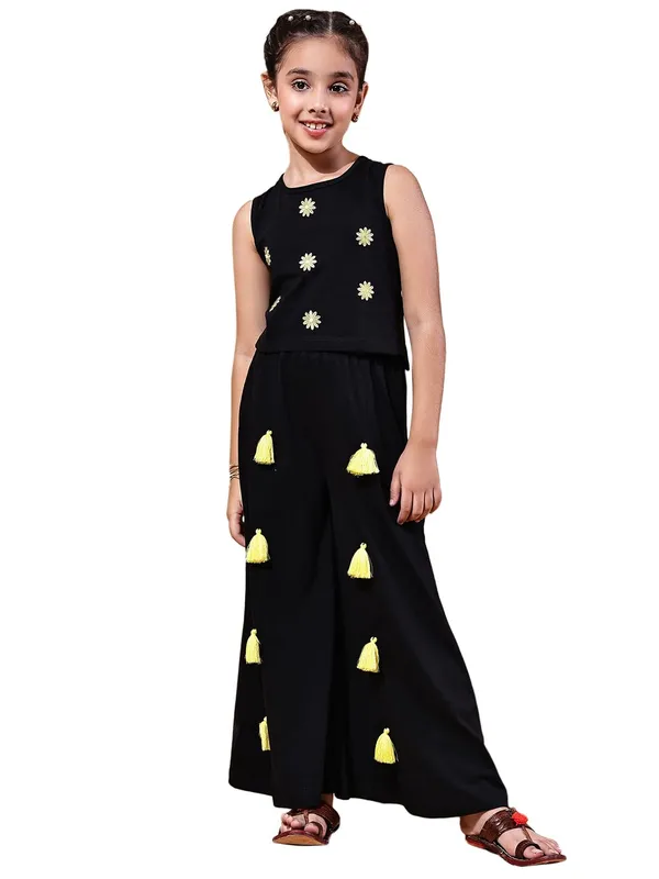 Black_Rayon_Solid_Clothing_Set_For_Kids