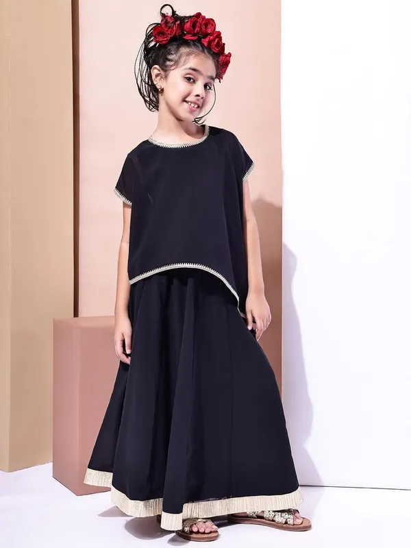 Black_Polyester_Solid_Clothing_Set_For_Kids