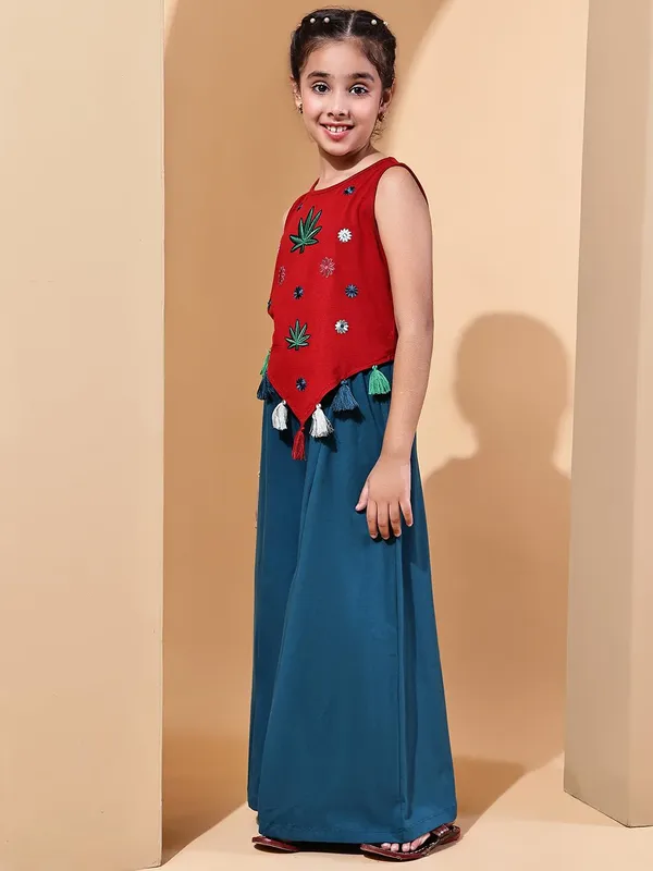 Red_And_Teal_Cotton_Blend_Solid_Clothing_Set_For_Kids