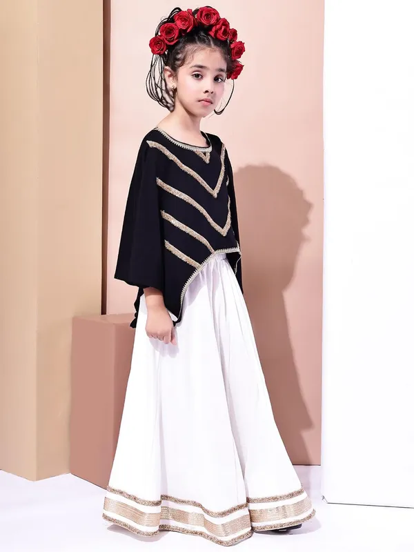 Black_Cotton_Blend_Solid_Clothing_Set_For_Kids