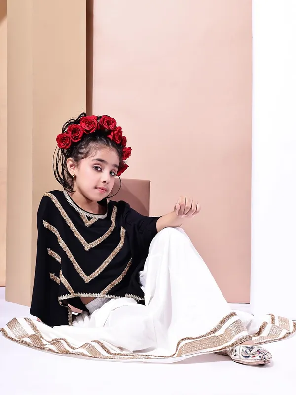 Black_Cotton_Blend_Solid_Clothing_Set_For_Kids