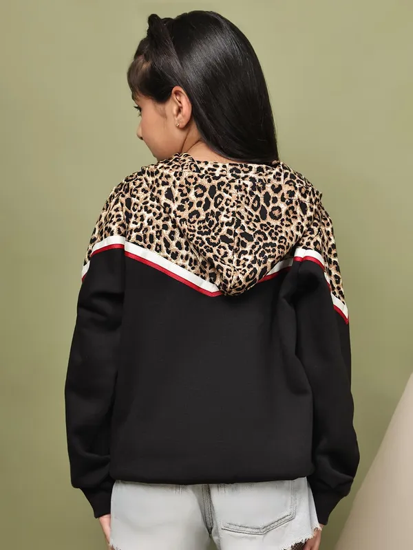 Black_Fleece_Solid_Sweatshirt_For_Kids