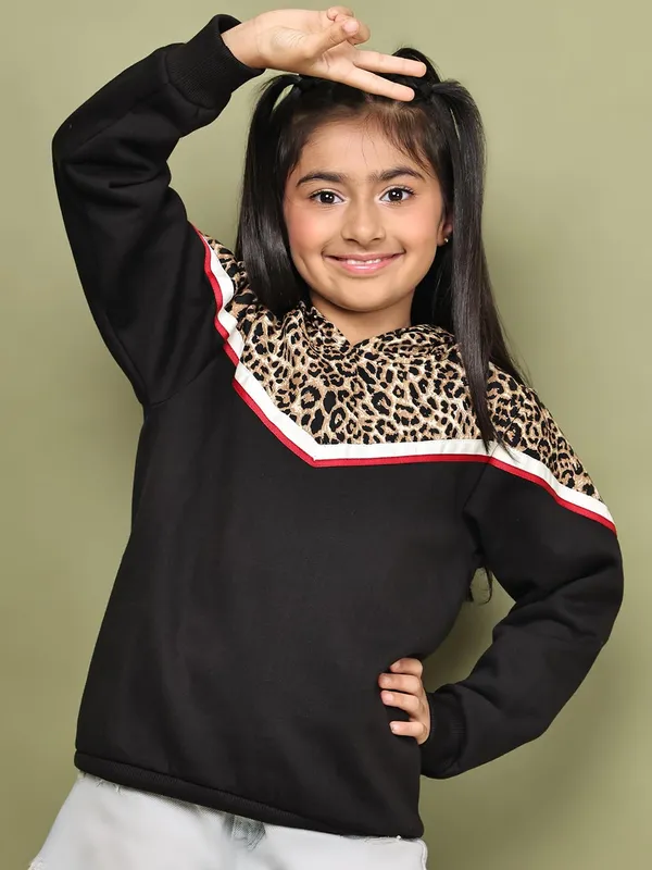 Black_Fleece_Solid_Sweatshirt_For_Kids