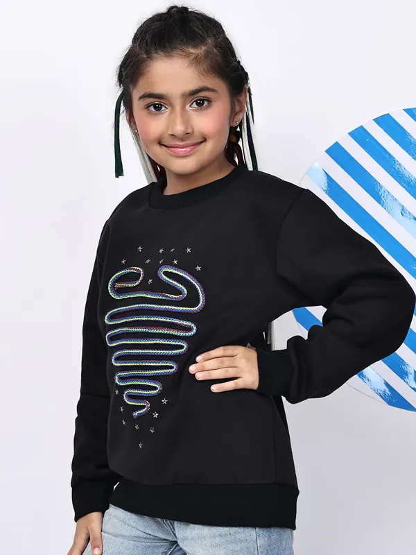 Black_Fleece_Solid_Sweatshirt_For_Kids