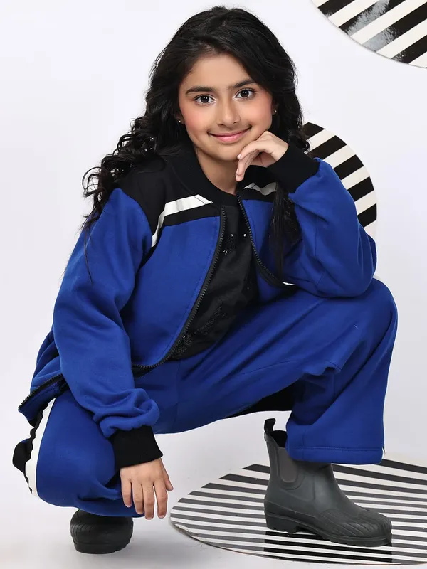 Blue_Cotton_Blend_Solid_Clothing_Set_For_Kids