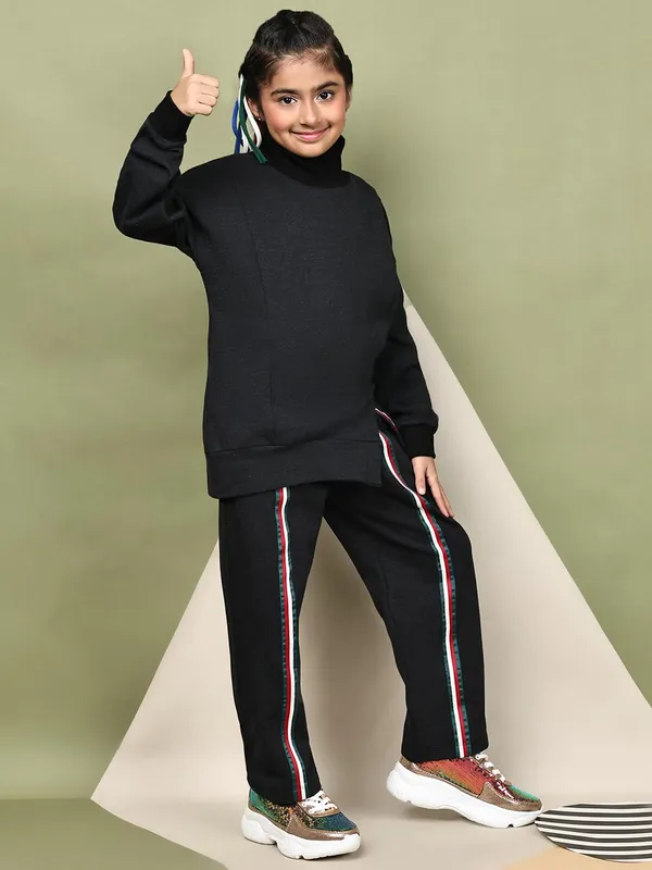 Black_Cotton_Blend_Solid_Clothing_Set_For_Kids