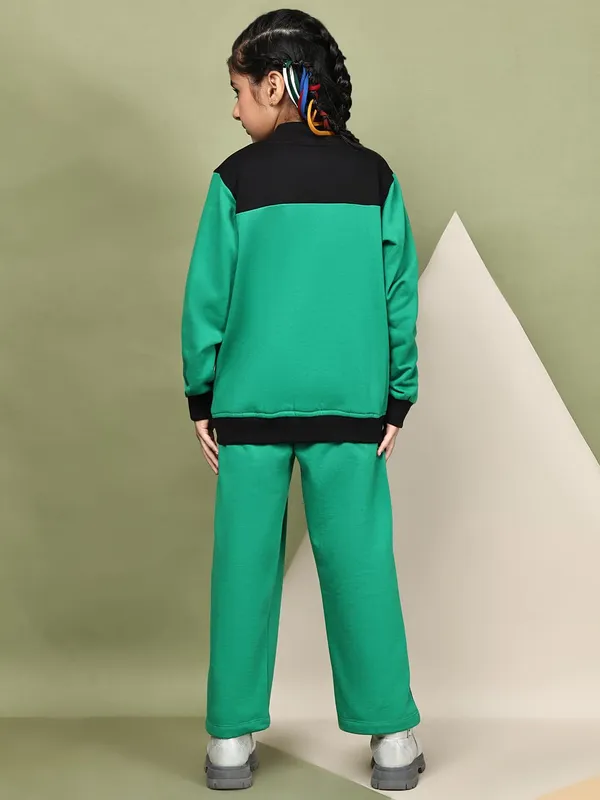 Green_Cotton_Blend_Solid_Clothing_Set_For_Kids
