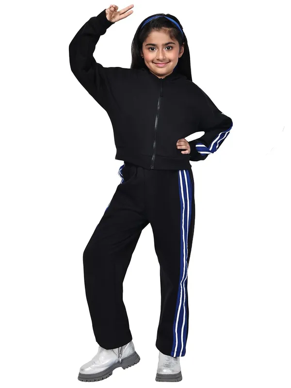 Black_Cotton_Blend_Solid_Clothing_Set_For_Kids