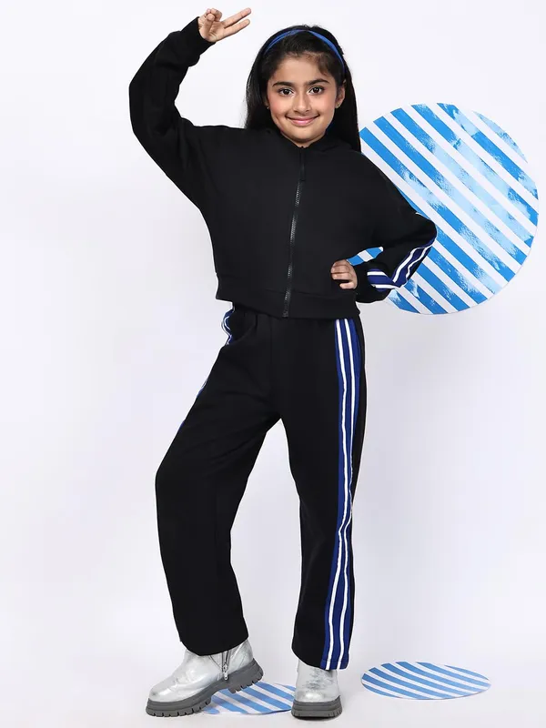 Black_Cotton_Blend_Solid_Clothing_Set_For_Kids