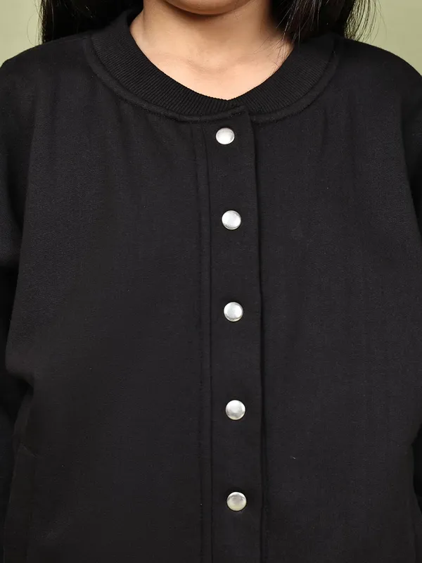Black_Fleece_Solid_Jacket_For_Kids