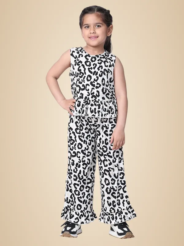 Black_Rayon_Animal_Print_Clothing_Set_For_Kids
