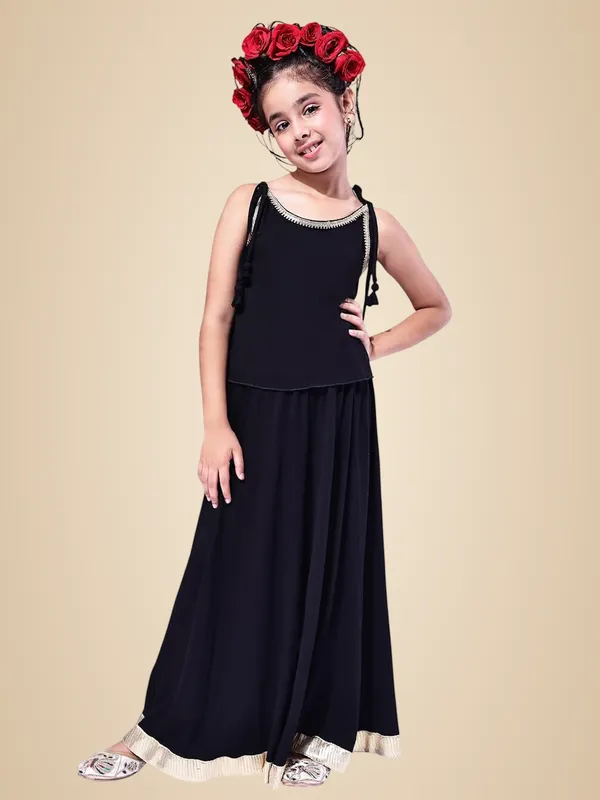 Black_Rayon_Solid_Clothing_Set_For_Kids