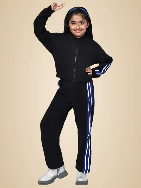 Black_Cotton_Blend_Solid_Clothing_Set_For_Kids