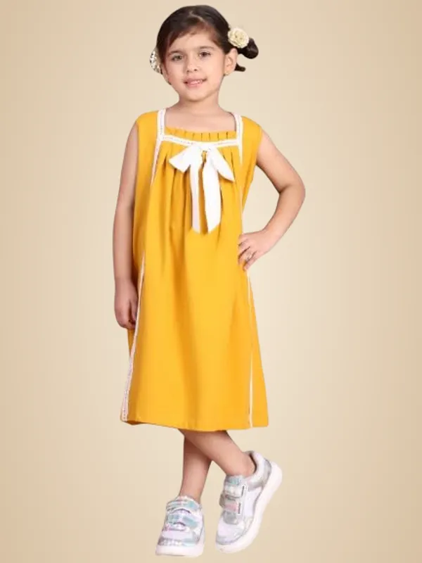 Yellow_Cotton_Blend_Printed_Dress_For_Kids