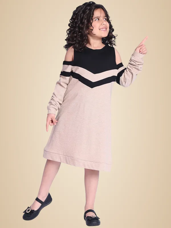 Beige_Cotton_Block_Print_Dress_For_Kids