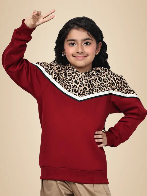 Red_Fleece_Solid_Sweatshirt_For_Kids