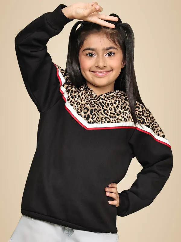 Black_Fleece_Solid_Sweatshirt_For_Kids