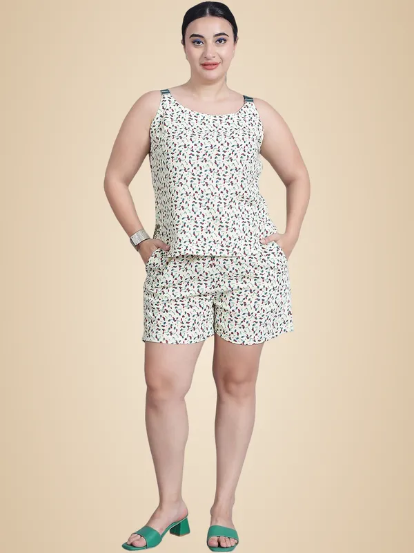 Cream_Polyester_Floral_Clothing_Set_For_Women