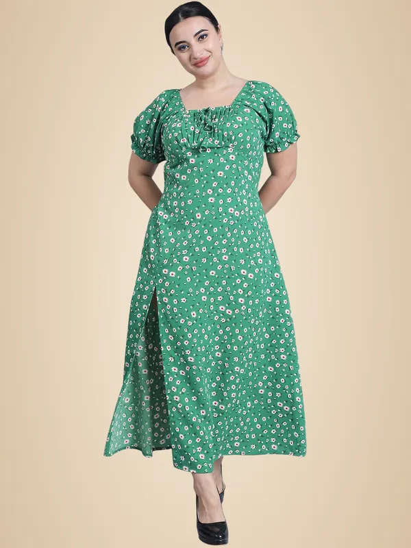 Green_Polyester_Floral_Dress_For_Women