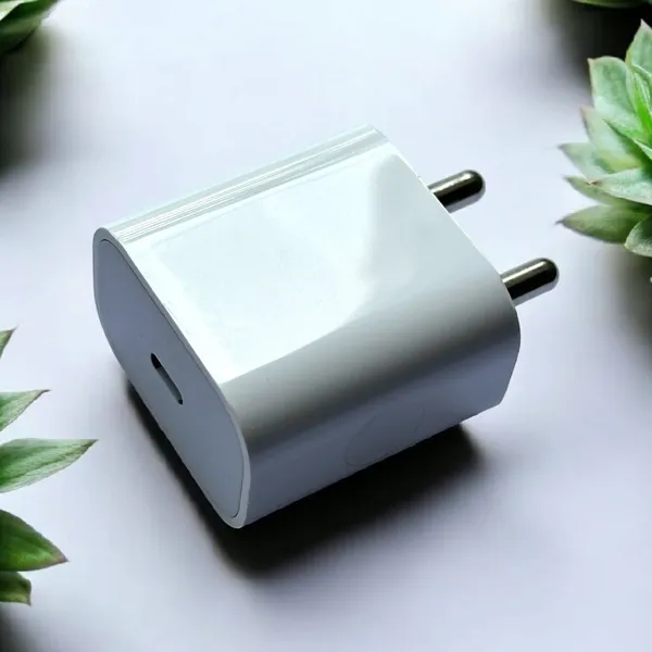 20W_Pd_Charger_-_Fast_Charging_Wall_Adapter_With_Type-C_Port_(Model_Pd-20)