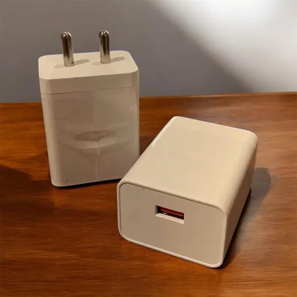 80W_Fast_Charging_Adapter_With_Usb-C_Cable_-_Ch-80_Jet_Series