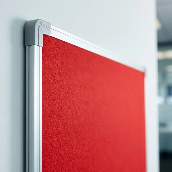 Red_Notice_Board_With_Aluminum_Frame_-_Pinboard_Display_Panel_60_×_90_Cm
