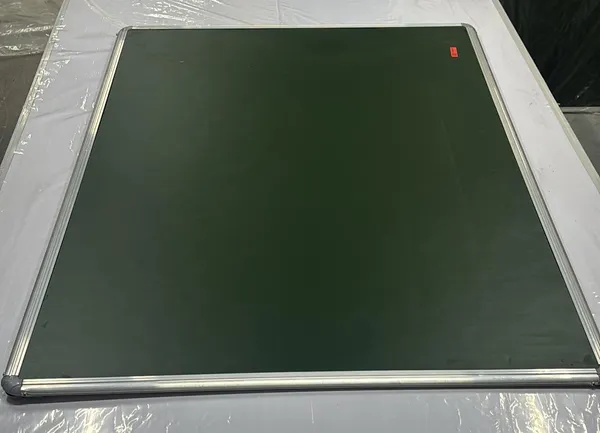 Green_Delux_Board_90_×_120_Cm
