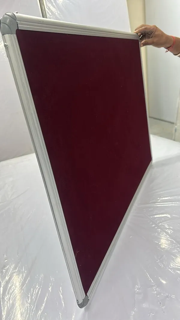 Maroon__Notice_Delux_Board_60_×_90_Cm