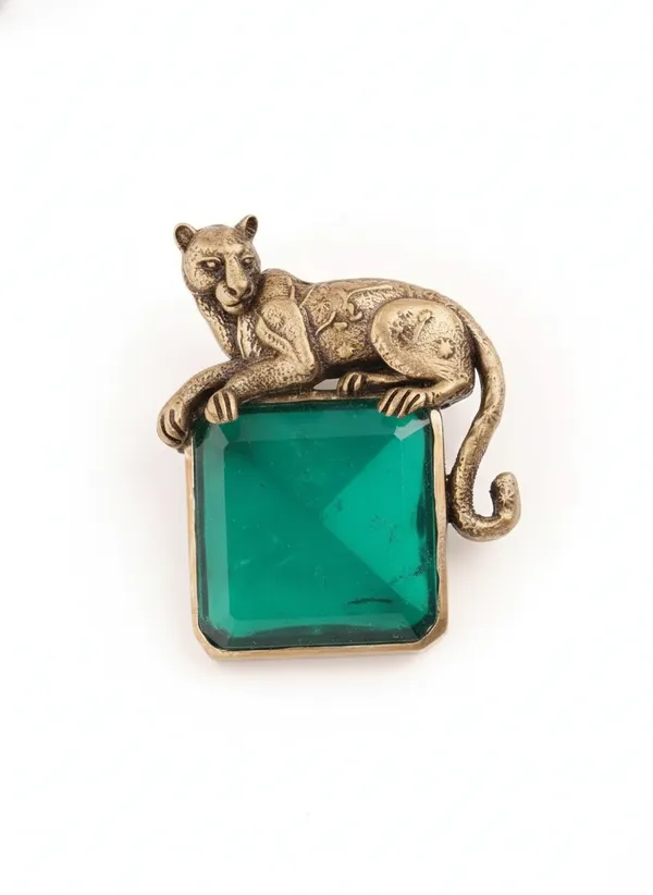 Golden_Royal_Panther_And_Emerald_Stone_Brooch_|_Antique_Gold_Statement_Pin