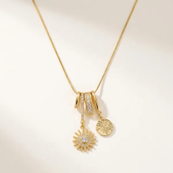 Cute_Illustrated_Greeting_Card_With_Necklace_Gift_Set_-_'Hey_Pretty'_For_Women
