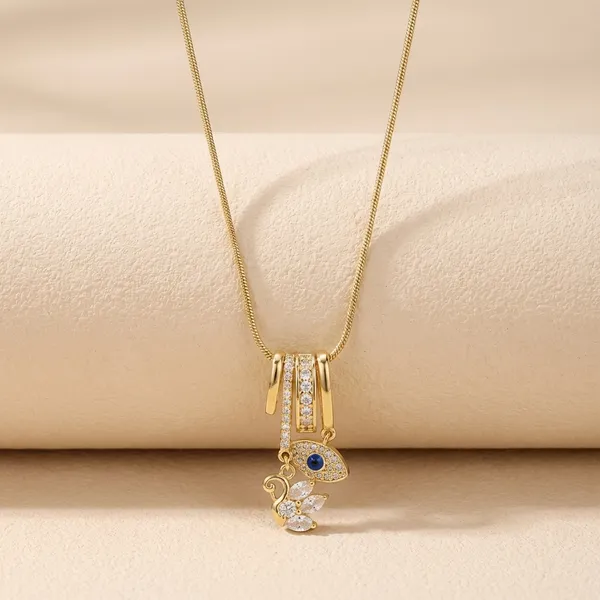 Gold-Tone_Sparkling_Panda_Pendant_Necklace_With_Crystal_Detailing_For_Women