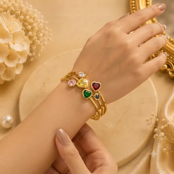 Aura_Heart-Stone_Statement_Cuff